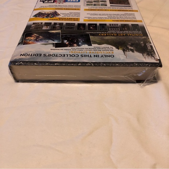 The Witcher WILD HUNT Complete Edition Collector’s Guide - Picture 5 of 13